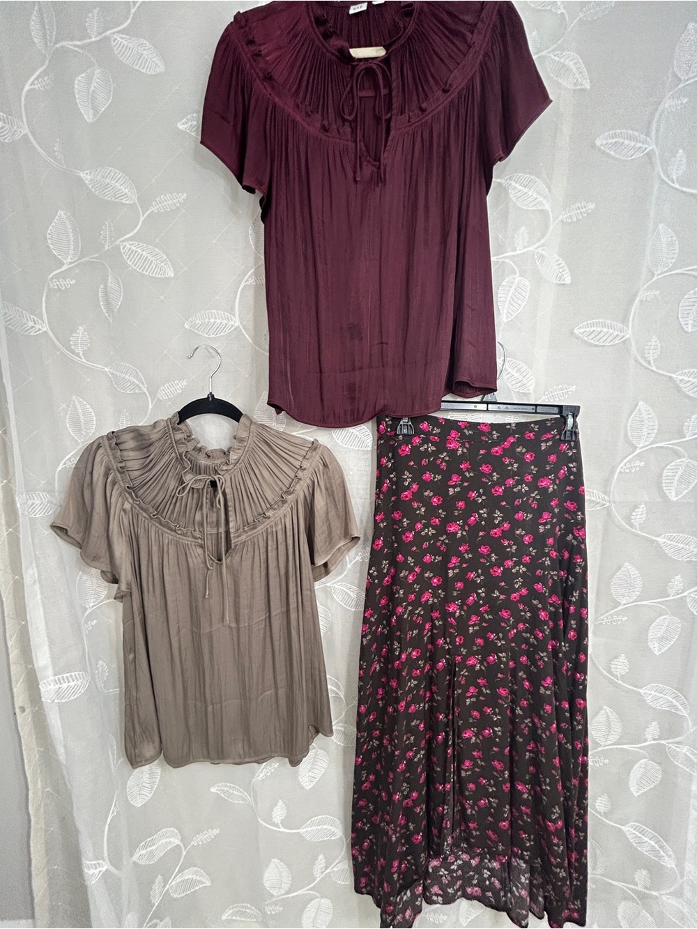 GAP Black Floral Skirt with Pink Rose Print